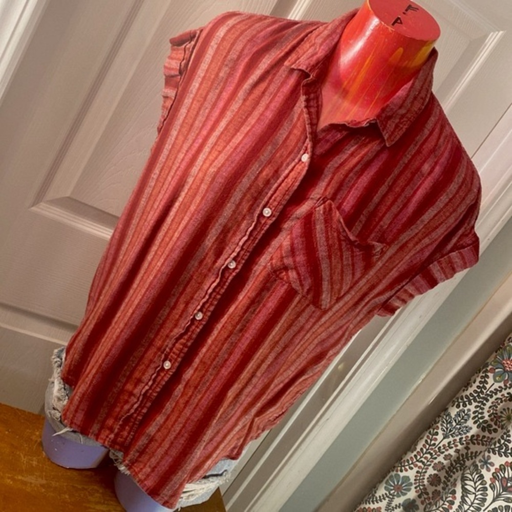 TRUE CRAFT Adorable Red, Orange, & Pink Buttoned Down Striped Top